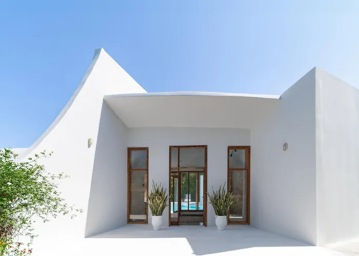 Ixia Villa