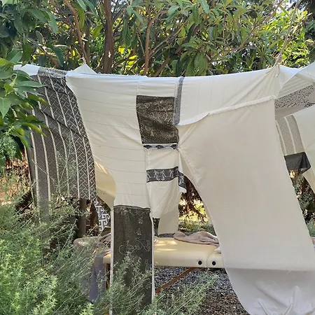 Ixia Villa Jaliszósz